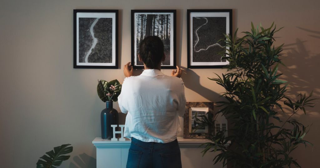 Gallery Wall Ideas: A Step-by-Step Beginner's Guide cover image